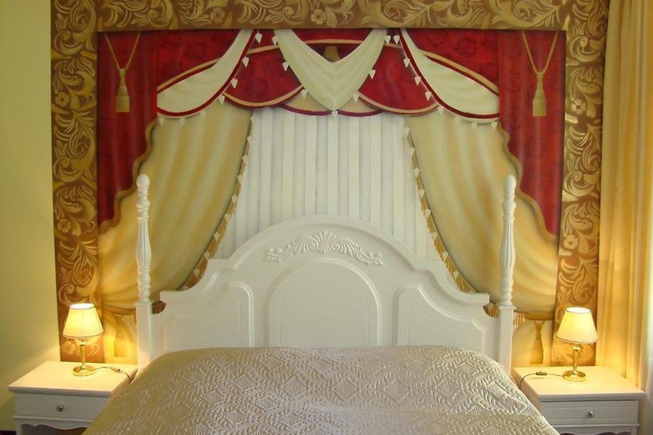 Hotel Saint Petersburg Карловы Вары Экстерьер фото