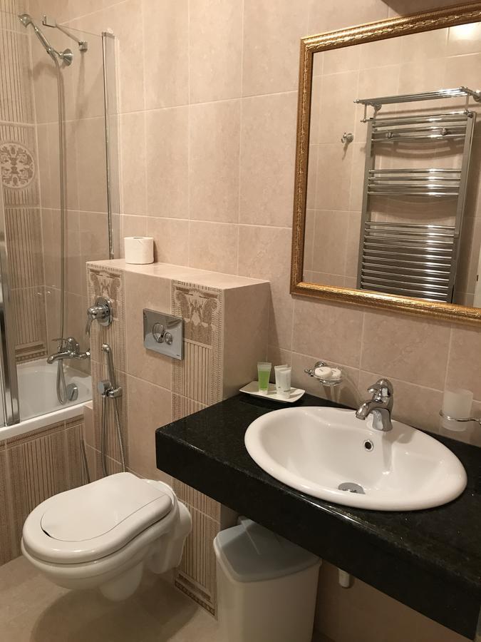 Hotel Saint Petersburg Карловы Вары Экстерьер фото